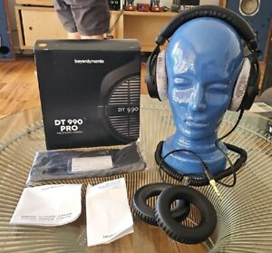 Beyerdynamic DT 990 PRO Over Ear Wired Headphones with Box and Replacement Pads