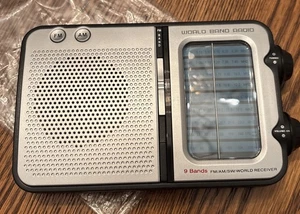 World Band Radio 9 Band,FM/AM SW/World Receiver. NEW - Picture 1 of 9