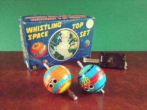 Marx Toys Japan Whistling Space Spinning Top Set Blechspielzeug mit OVP Robot - Bild 1 von 6