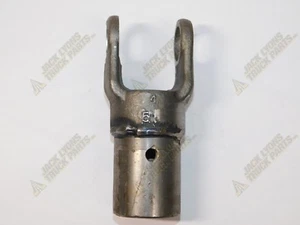 L12NYH18-2 New Meritor Rockwell SLIP YOKE - Obsolete, New Old Stock - Picture 1 of 4