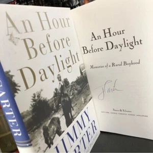 President Jimmy Carter Autographed 2001 Book An Hour Before Daylight - Hardcover - Picture 1 of 14