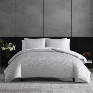 Vera Wang Illusion Plain Weave Comforter-Sham Set King Size In Gray, 3-Piece - Picture 1 of 6