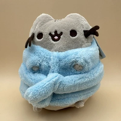 Pusheen Exclusive Box Bath Robe 5.5” Plush from Fall 2018 Brand New With Tags - Image 1 of 4