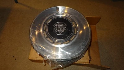 NOS Pontiac #989311. 1975 75-1976 76 Pontiac Grand Prix wheelcovers. LJ, SJ caps - Image 1 of 4