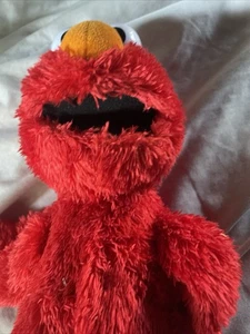 Talking And Shaking Elmo Has Bro Sesame Street 2016 - Picture 1 of 10