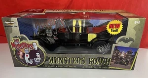 1/18 DIECAST ERTL AMERICAN MUSCLE MUNSTERS KOACH NEW (LIMITED ED) 2002 - Picture 1 of 4