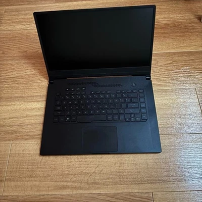 ASUS ROG Zephyrus G GA502DU AMD Ryzen 7 3750H 16GB RAM 512GB SSD Win11 Home - Bild 1 von 4