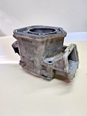 02-20 Ski doo MXZ GSX GTX TNT Summit 500SS 600 jarra cilindro motor 420613628 Foto 1 de 4