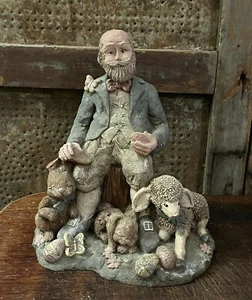 Santa's of the Month Sarah's Attic Easter Santa Limited edition Figurine #32 - Picture 1 of 7