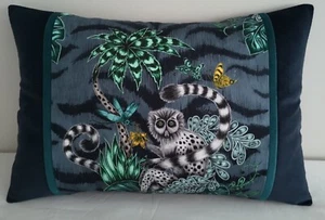 Emma J Shipley LEMUR NAVY COTTON CUSHION, Polyester Pad, 50CM X 32CM APPROX - Picture 1 of 3