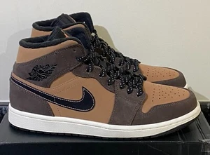 Nike Air Jordan 1 Mid SE 'Dark Chocolate' UK 8... - Picture 1 of 6