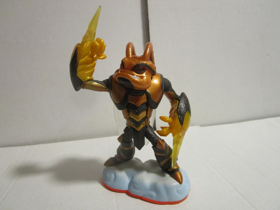 Skylanders Giants figures select one - Image 1 of 1