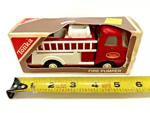 TONKA vintage n. 595 - Camion rosso FIRE PUMPER *nuovo con scatola* - Foto 1 di 7