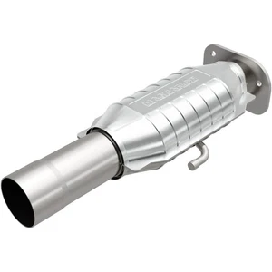 93441 Magnaflow Catalytic Converter Rear Driver or Passenger Side for Chevy - Picture 1 of 9