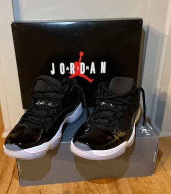 Talla 10.5 - Air Jordan 11 Retro Low Space Jam Foto 1 de 4