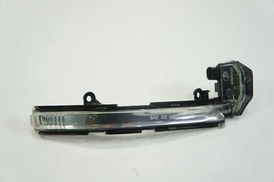 2010-2011 Jaguar X250 XF passageiro lado destro espelho retrovisor indicador repetidor led - Imagem 1 de 4