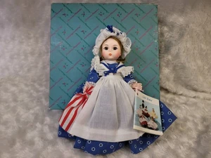 Vintage Madame Alexander Doll #431 Betsy Ross with Box and tag 8" - Imagen 1 de 7