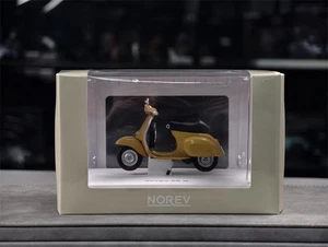 Norev 1/18 Scale Vespa 50R Yellow Motorcycle Diecast Model Toy Gift - Picture 1 of 6