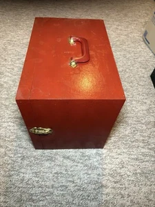 Antique SLIDE PROJECTOR Carrier Storage Box - Cherry Red Vintage - Picture 1 of 5