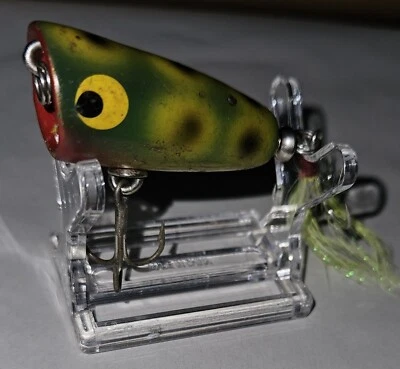 Pre Owned  LUHR JENSEN Lil POP  1 1/2" Wood Popper Topwater Fishing Lure - Image 1 of 4
