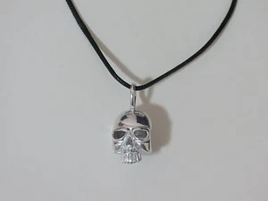 FLO Fashion Men Jewelry Skull Perfume Pendant Necklace Chain Fragrance SILVER - Picture 1 of 6