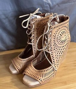 Jeffrey Campbell | Rayos Cut Out Peep Toe Wedge heel sandals shoes women’s 7.5 - Picture 1 of 10