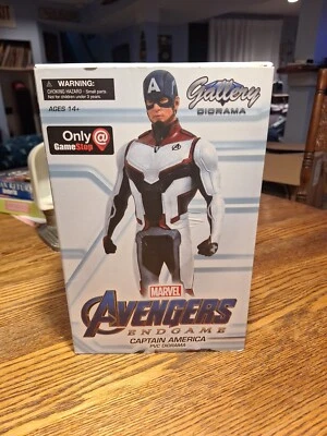 Diamond Select GameStop 2019 exclusivo Avengers Endgame Capitán América estatua Foto 1 de 4