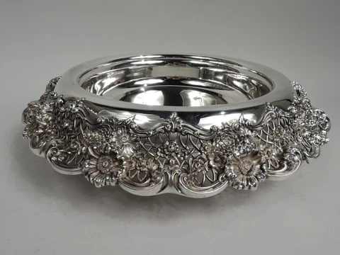 Graff, Washbourne & Dunn Bowl 750 Antique Centerpiece American Sterling Silver Cover