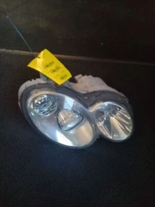 Passenger Headlight 203 Type C230 Bi-xenon Fits 2003-2007 MERCEDES C-CLASS  - Picture 1 of 6