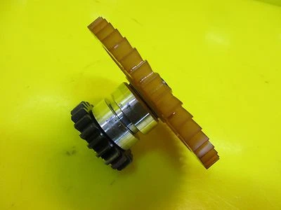 97 YAMAHA ROYAL STAR BOMBA DE AGUA IMPULSOR ENGRANAJES EJE TRANSMISIÓN Foto 1 de 4