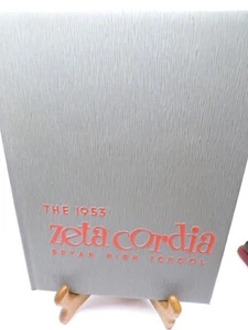 1953 Zeta Cordia Bryan Ohio High School Yearbook - Imagen 1 de 3