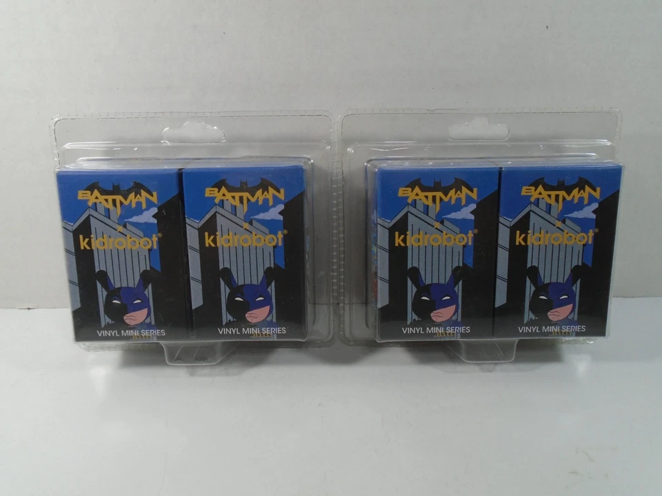 2--2017 KIDROBOT BATMAN DUNNY VINILO MINI SERIE--FIGURA 2 PAQUETES (NUEVO) Foto 1 de 4