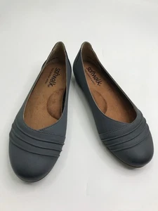 SoftWalk Safi Comfort Flat Nubuck Leather Shoe Blue 8.5 Wide - Picture 1 of 8