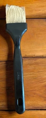 The Pampered Chef 10" Pastry Brush w/Natural Boar Bristles, # 1623 Pot Rest USA - Image 1 of 3