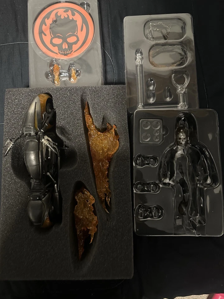 Mezco MEZ76690 Ghost Rider & Hell Cycle 8" Action Figure - Image 1 of 1