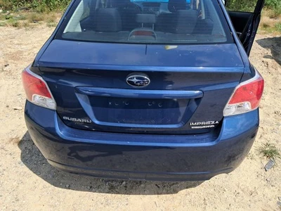 Багажник/хэтчбек/задняя дверь седан без спойлера подходит для 12-14 IMPREZA 2652820 - Изображение 1 из 3