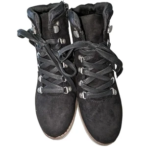 Womens Size 7 Black Boots Lace up Side Zippers Heavy Grip Winter - Picture 1 of 12