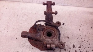 2005 Daewoo Nubira Wagon (J200) GENUINE Front Left Wheel Hub - Picture 1 of 2