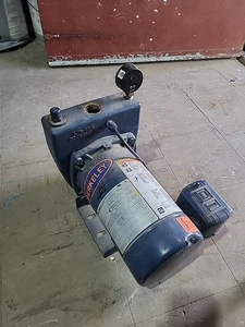 Bomba Berkeley Modelo 5HL Motor C48J2EC11C3 Bomba Hierro Fundido - Imagen 1 de 13