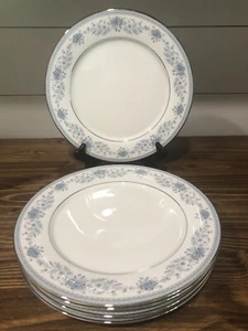 Excellent Noritake Blue Hill Set Of 5 Dinner Plates 10 1/2” Silver Trim - Picture 1 of 3