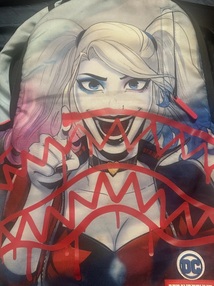 Mochila sprayground harley quinn DC Foto 1 de 4