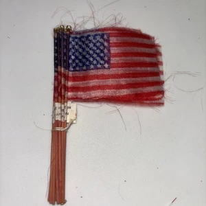 Vintage kleine amerikanische Flagge Lot von 1o hergestellt im besetzten Japan 48 Sterne - Bild 1 von 2