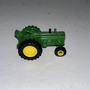 1955-1956 John Deere 80 Historic Tractor In 1/64 Scale Die-Cast Diorama Model - Picture 1 of 4