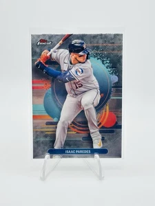 2025 Topps Finest #182 Isaac Paredes Uncommon Houston Astros - Picture 1 of 2