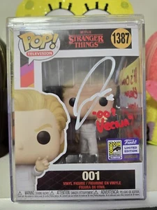 Jamie Campbell Bower signed 001 SDCC Funko Pop - Picture 1 of 8