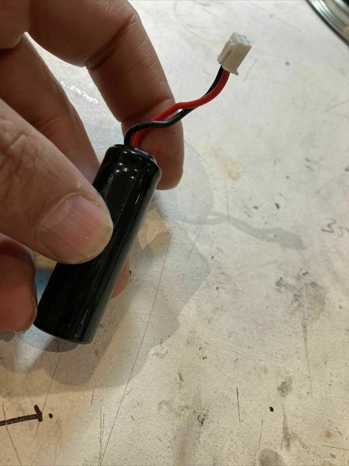 Battery For Carrera Mario Kart Mach 8 RC Car vehicles Remote Controller 2.4 - Image 1 of 1