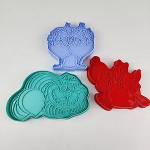 Disney Winnie the Pooh Cookie Cutter Piglet Tigger Biscuit Decoration Lot Of 3 - Picture 1 of 11