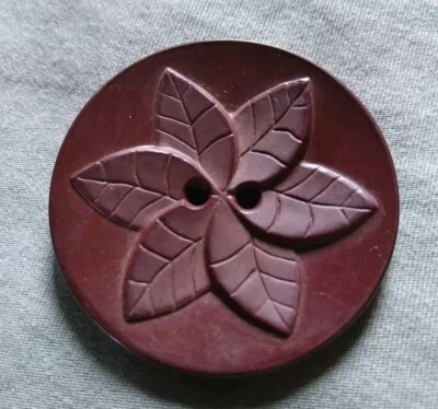 Neat Vintage Burgundy Twirled Leaves Plastic Button. - Image 1 of 4