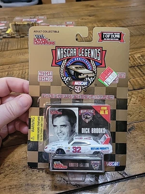 Racing Champions Legends Dick Brooks #32 Bestline edição branca 16 1:64  - Imagem 1 de 3
