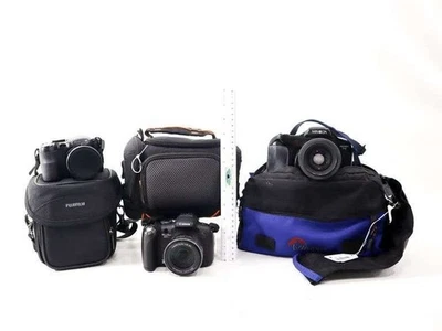 3 digital cameras Fujifilm Finepix S1800  |  Canon PowerShot SX1  |  Minolta 7XI - Image 1 of 4